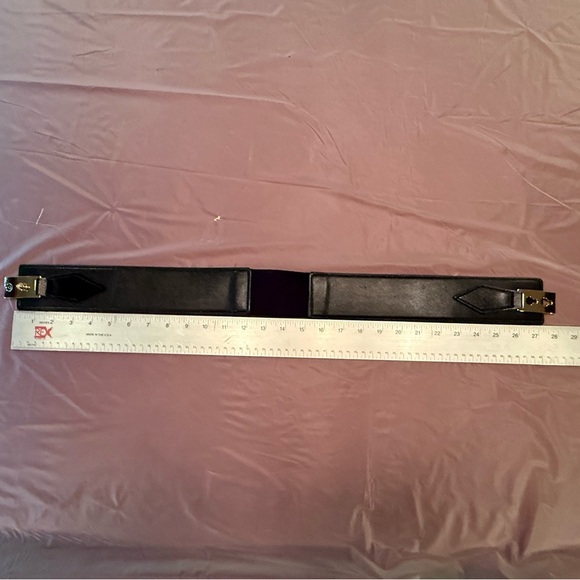 NWT Vince Camuto Black 2” Belt with Gold Buckle & Stretch Back Size S/M MSRP$48 - Picture 8 of 8